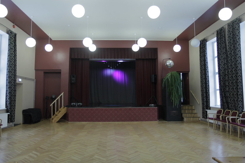 Saal ja fuajee
