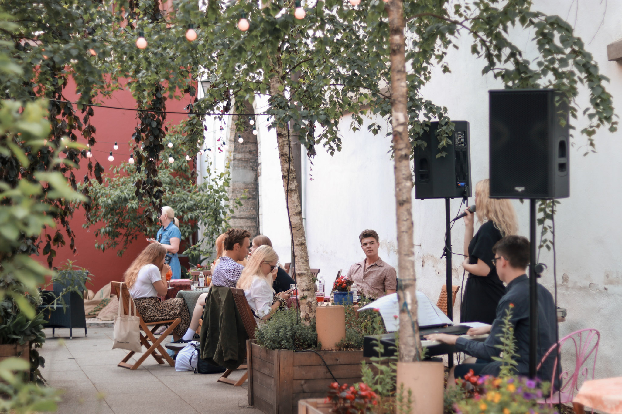 Outdoor Bar