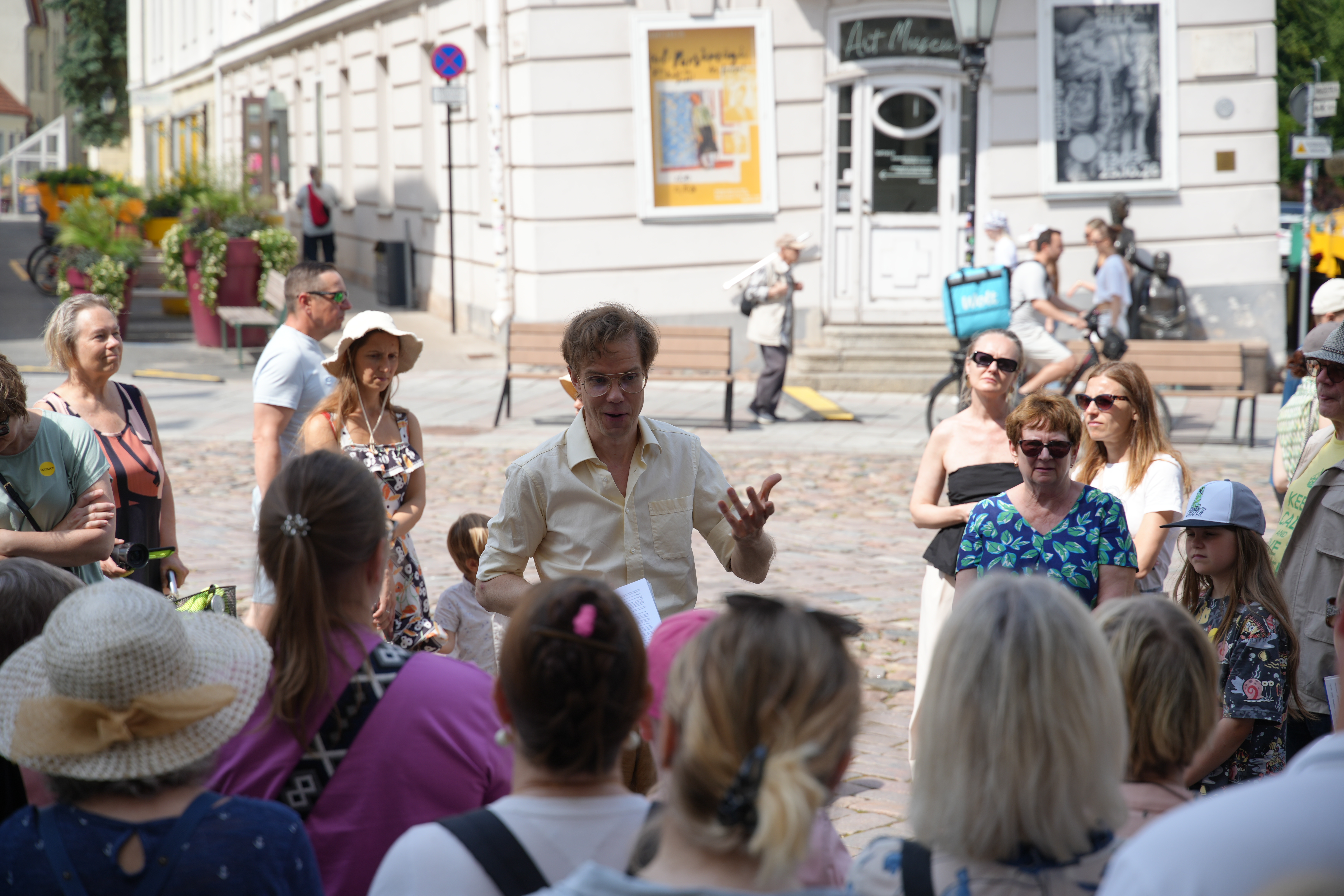 Viltuse maja tour (in English)