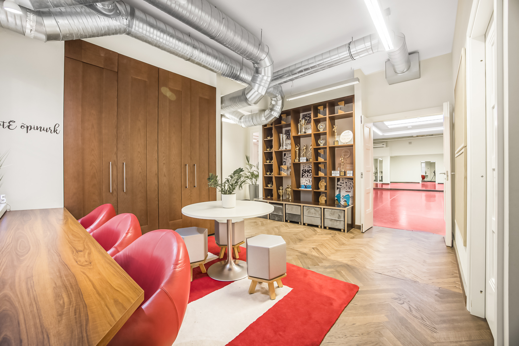 Studio dotE Red Hall complex