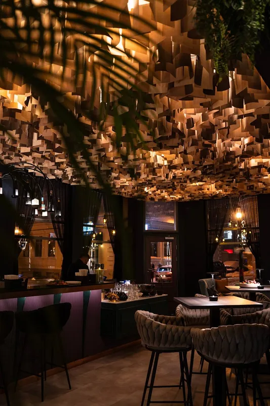 Como Food and Wine Bar - 5