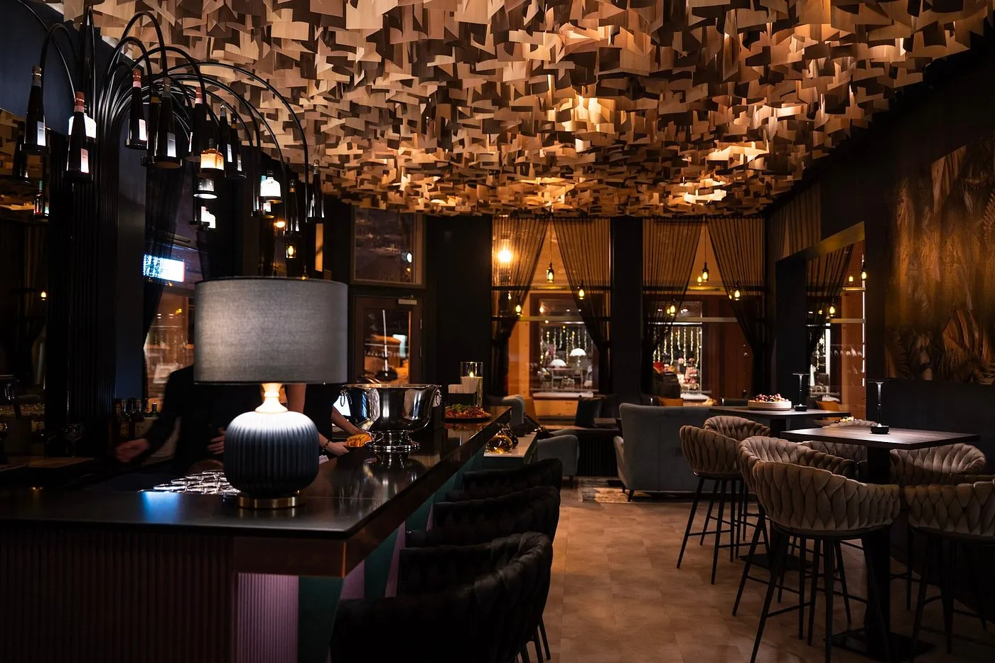 Como Food and Wine Bar — 1