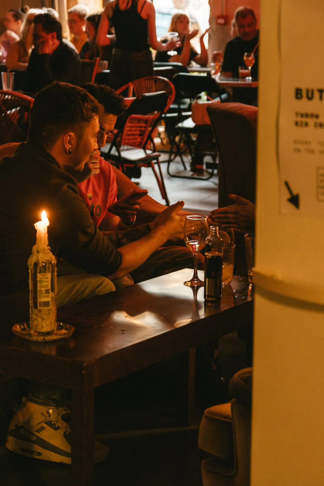 SUHE bar & venue — 8