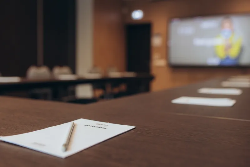 Konferenču pakete